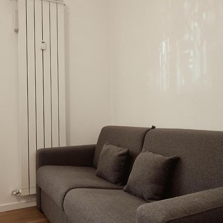 G62 Confortevole Bilocale Zona Stazione Centrale Apartment Milan Exterior photo